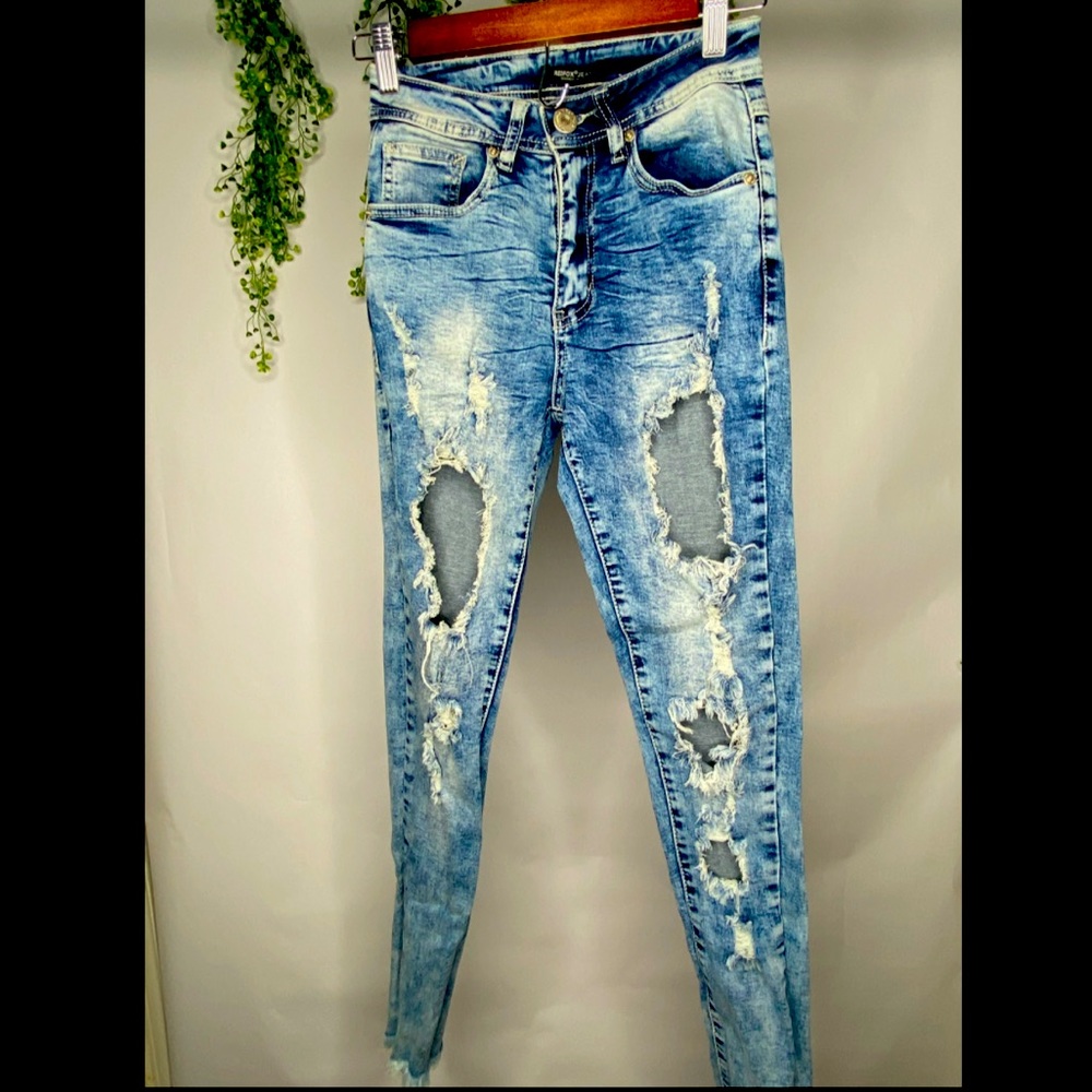 Distressed Ripped Jeans